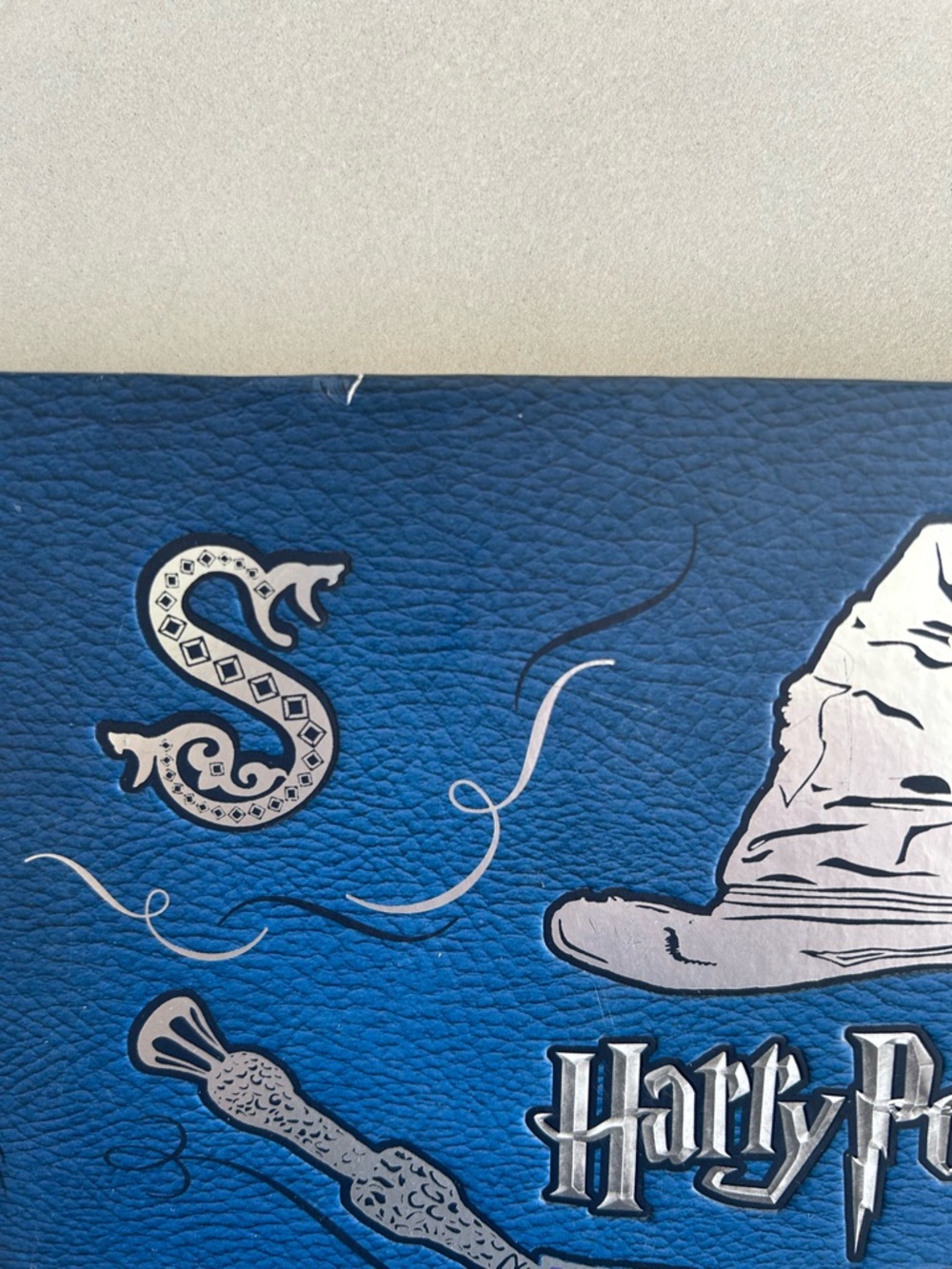 Warner Bros. Harry Potter The Artifact Vault by Jody Revenson - Picture 6 of 17